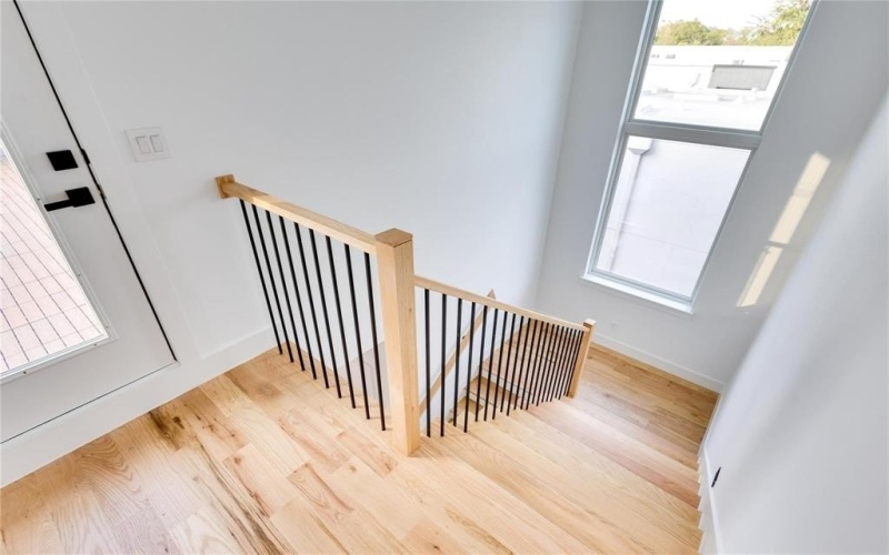 2336 N Carroll Avenue, Dallas, TX 75204, 4 Bedrooms Bedrooms, ,3 BathroomsBathrooms,Residential Lease,For Rent,2336 N Carroll Avenue,20967351