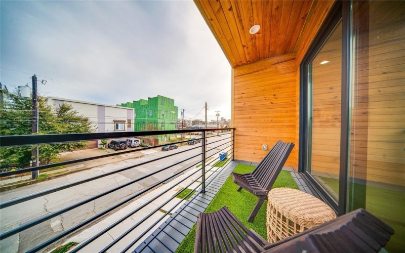 4209 Munger Avenue, Dallas, TX 75204, 3 Bedrooms Bedrooms, ,3 BathroomsBathrooms,Residential,For Sale,4209 Munger Avenue,20967355