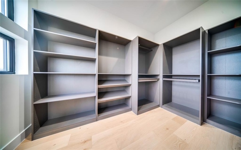 4209 Munger Avenue, Dallas, TX 75204, 3 Bedrooms Bedrooms, ,3 BathroomsBathrooms,Residential,For Sale,4209 Munger Avenue,20967355