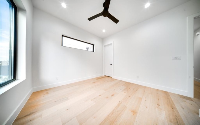 4209 Munger Avenue, Dallas, TX 75204, 3 Bedrooms Bedrooms, ,3 BathroomsBathrooms,Residential,For Sale,4209 Munger Avenue,20967355