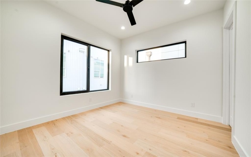 4209 Munger Avenue, Dallas, TX 75204, 3 Bedrooms Bedrooms, ,3 BathroomsBathrooms,Residential,For Sale,4209 Munger Avenue,20967355
