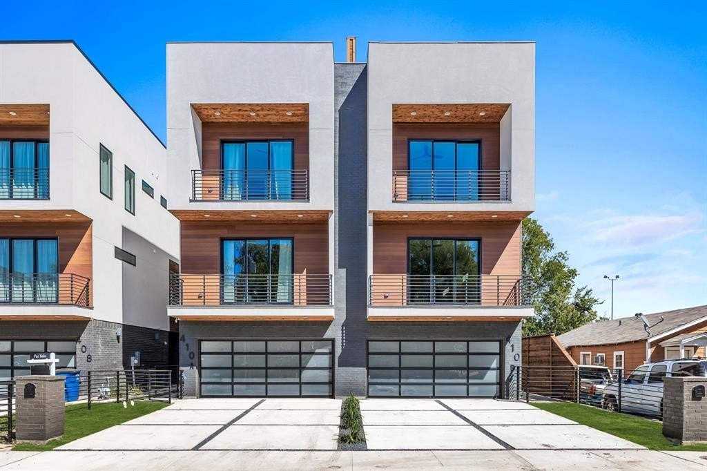 410 Avenue L #B, Dallas, TX 75203, 3 Bedrooms Bedrooms, ,3 BathroomsBathrooms,Residential Lease,For Rent,410 Avenue L,20967457