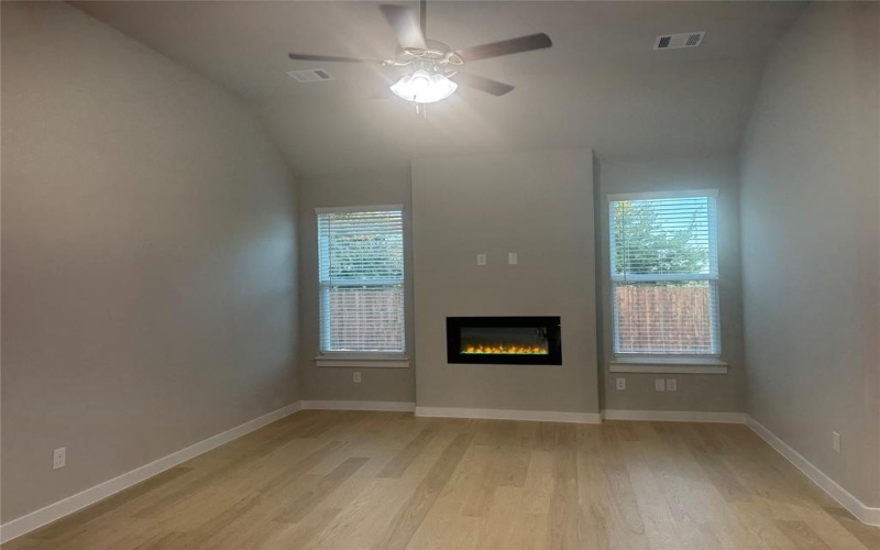 400 Stone Hollow Drive, Ferris, TX 75125, 4 Bedrooms Bedrooms, ,2 BathroomsBathrooms,Residential Lease,For Rent,400 Stone Hollow Drive,20967692