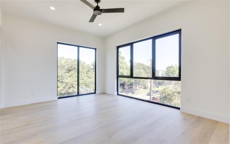 4206 Cabell Drive, Dallas, TX 75204, 18 Bedrooms Bedrooms, ,13 BathroomsBathrooms,Residential,For Sale,4206 Cabell Drive,20967789