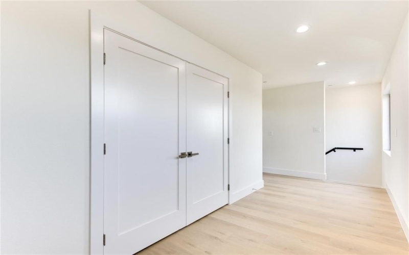 4206 Cabell Drive, Dallas, TX 75204, 18 Bedrooms Bedrooms, ,13 BathroomsBathrooms,Residential,For Sale,4206 Cabell Drive,20967789
