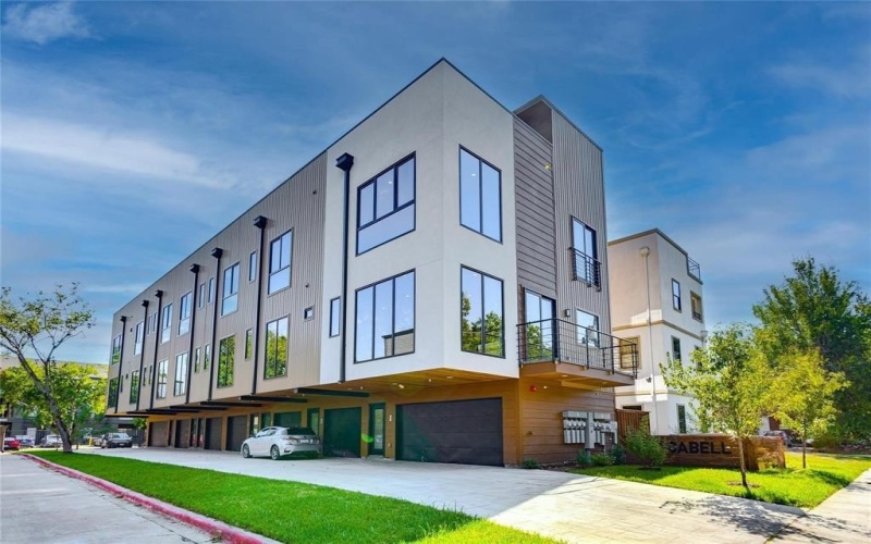 4206 Cabell Drive, Dallas, TX 75204, 18 Bedrooms Bedrooms, ,13 BathroomsBathrooms,Residential,For Sale,4206 Cabell Drive,20967789
