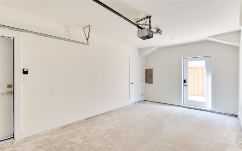 4206 Cabell Drive, Dallas, TX 75204, 18 Bedrooms Bedrooms, ,13 BathroomsBathrooms,Residential,For Sale,4206 Cabell Drive,20967789