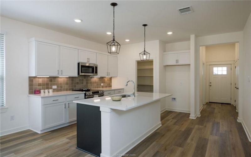 2784 Messenger Way, Bryan, TX 77803, 4 Bedrooms Bedrooms, ,2 BathroomsBathrooms,Residential,For Sale,2784 Messenger Way,25005564