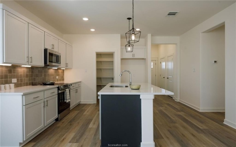 2784 Messenger Way, Bryan, TX 77803, 4 Bedrooms Bedrooms, ,2 BathroomsBathrooms,Residential,For Sale,2784 Messenger Way,25005564