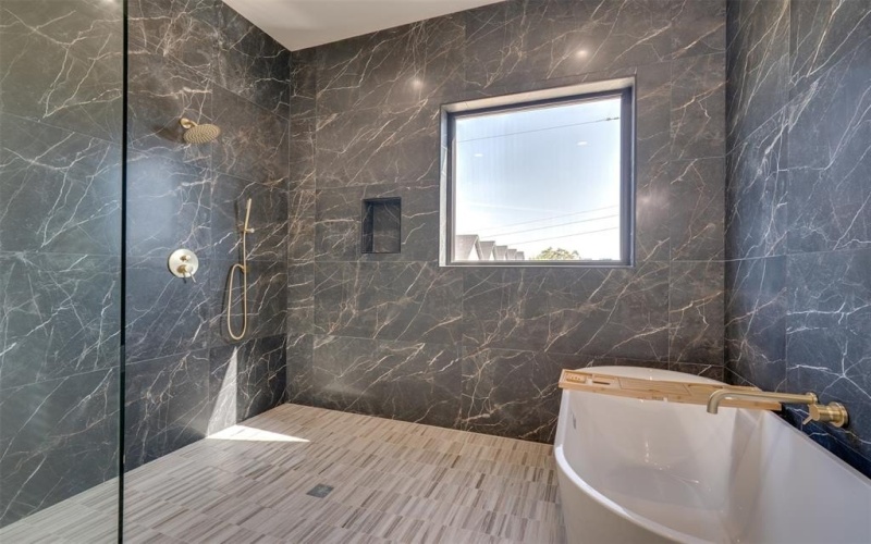 3825 Munger Avenue, Dallas, TX 75206, 3 Bedrooms Bedrooms, ,3 BathroomsBathrooms,Residential,For Sale,3825 Munger Avenue,20967878