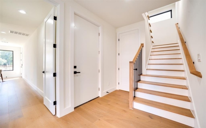 3825 Munger Avenue, Dallas, TX 75206, 3 Bedrooms Bedrooms, ,3 BathroomsBathrooms,Residential,For Sale,3825 Munger Avenue,20967878