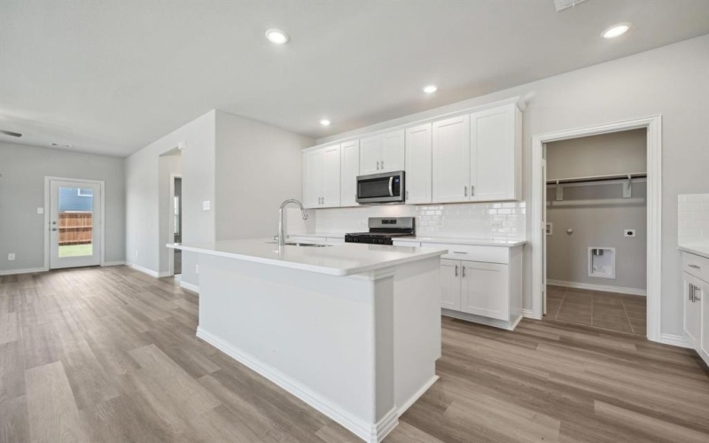 916 Tulip Trail, Lavon, TX 75166, 4 Habitaciones Habitaciones , ,2 BañosBaños,Residential Lease,En Alquiler,916 Tulip Trail,20967895