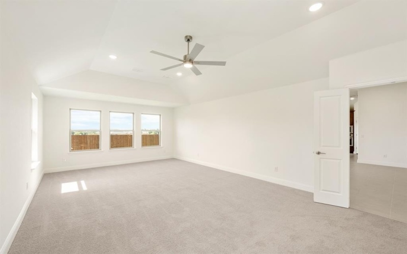 1128 Birchwood Drive, Crowley, TX 76036, 4 Bedrooms Bedrooms, ,3 BathroomsBathrooms,Residential,For Sale,1128 Birchwood Drive,20968162