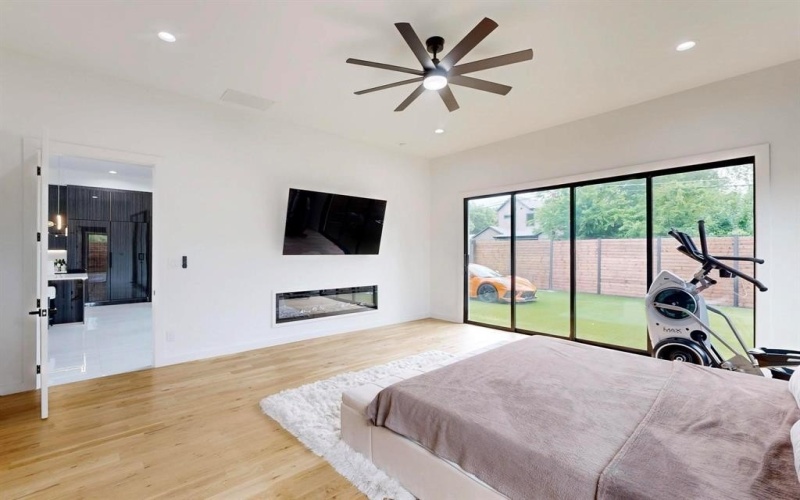 3828 Eaton Drive, Dallas, TX 75220, 5 Bedrooms Bedrooms, ,5 BathroomsBathrooms,Residential,For Sale,3828 Eaton Drive,20968224