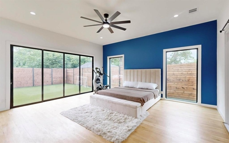 3828 Eaton Drive, Dallas, TX 75220, 5 Bedrooms Bedrooms, ,5 BathroomsBathrooms,Residential,For Sale,3828 Eaton Drive,20968224
