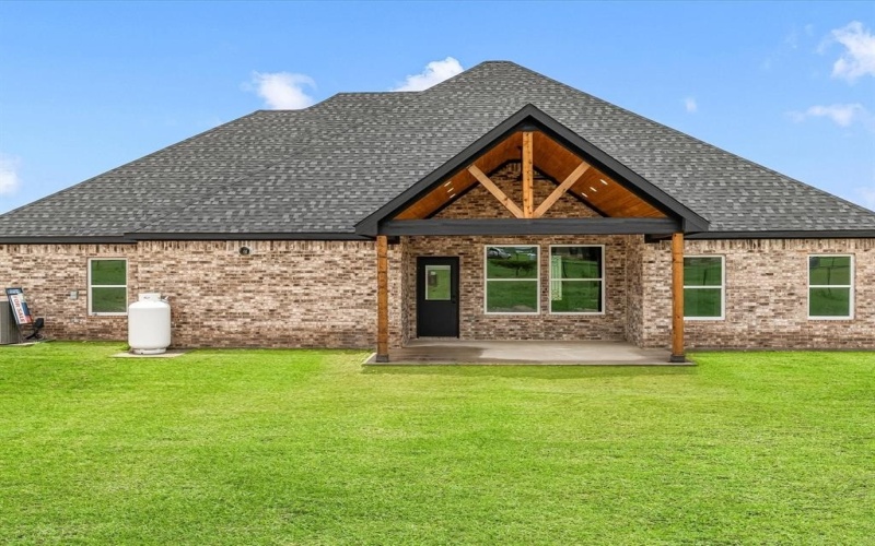 4008 Highland Pond Court, Weatherford, TX 76087, 4 Bedrooms Bedrooms, ,2 BathroomsBathrooms,Residential,For Sale,4008 Highland Pond Court,20968280