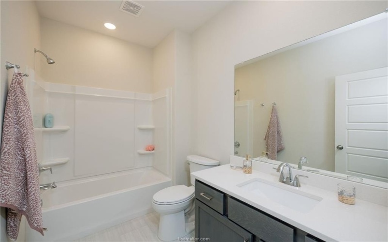 2778 Messenger Way, Bryan, TX 77803, 3 Bedrooms Bedrooms, ,2 BathroomsBathrooms,Residential,For Sale,2778 Messenger Way,25005596