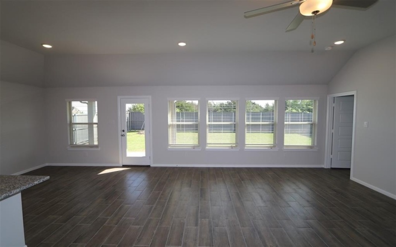 3150 Teasel Trail, Grand Prairie, TX 76084, 4 Bedrooms Bedrooms, ,3 BathroomsBathrooms,Residential,For Sale,3150 Teasel Trail,20968347