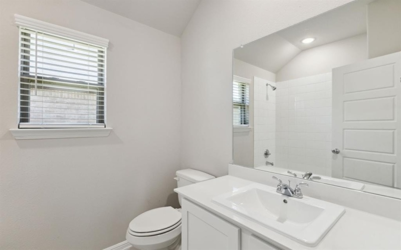 2484 Adenmore Lane, Forney, TX 75126, 3 Bedrooms Bedrooms, ,2 BathroomsBathrooms,Residential,For Sale,2484 Adenmore Lane,20968378