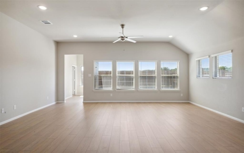 2484 Adenmore Lane, Forney, TX 75126, 3 Bedrooms Bedrooms, ,2 BathroomsBathrooms,Residential,For Sale,2484 Adenmore Lane,20968378