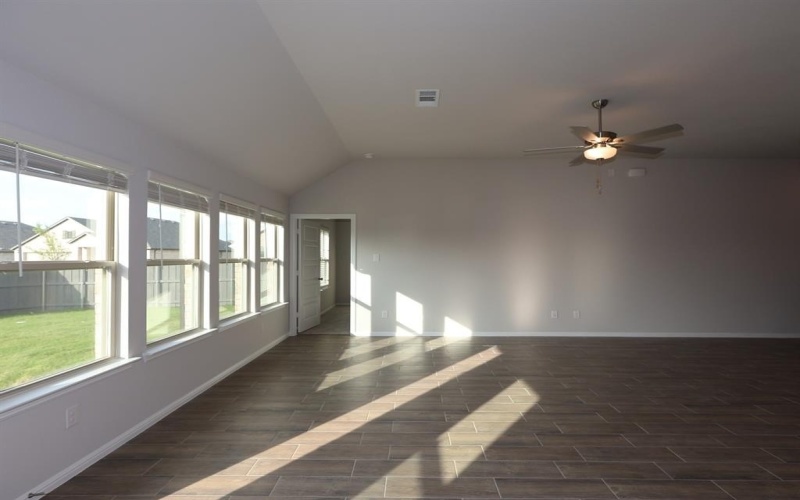 7577 Wild Mint Trail, Grand Prairie, TX 76084, 4 Habitaciones Habitaciones , ,2 BañosBaños,Residential,En Venta,7577 Wild Mint Trail,20968430