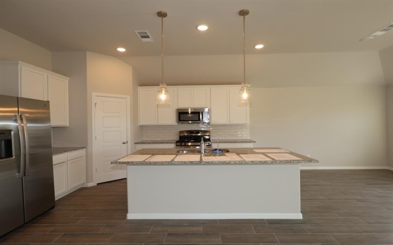 7577 Wild Mint Trail, Grand Prairie, TX 76084, 4 Habitaciones Habitaciones , ,2 BañosBaños,Residential,En Venta,7577 Wild Mint Trail,20968430