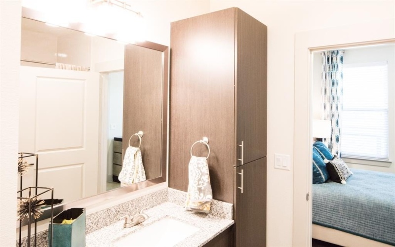 2101 W Rosedale Street #306, Fort Worth, TX 76104, 1 Bedroom Bedrooms, ,1 BathroomBathrooms,Residential Lease,For Rent,2101 W Rosedale Street,20968431