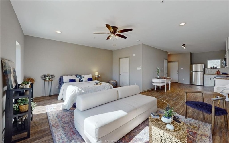101 West 33rd Street #202, Bryan, TX 77803, 1 Dormitorio Habitaciones , ,1 BañoBaños,Residential Lease,En Alquiler,101 West 33rd Street,25005625