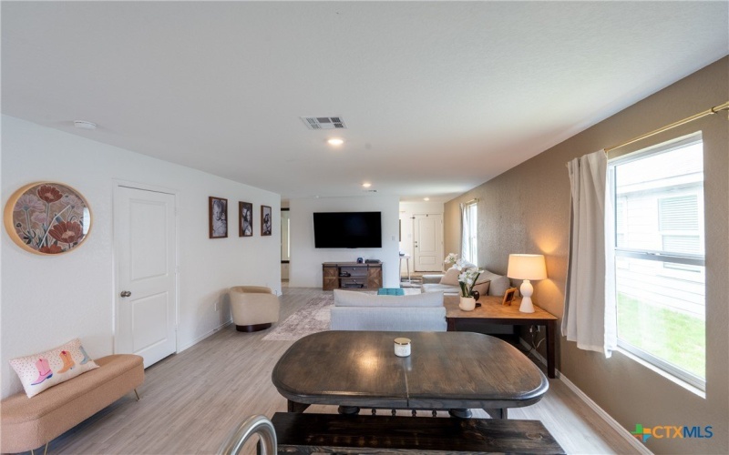5652 Geronimo Cove, Seguin, TX 78155, 3 Bedrooms Bedrooms, ,2 BathroomsBathrooms,Residential,For Sale,5652 Geronimo Cove,583247