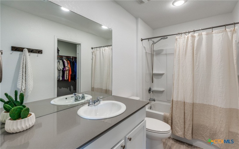 5652 Geronimo Cove, Seguin, TX 78155, 3 Bedrooms Bedrooms, ,2 BathroomsBathrooms,Residential,For Sale,5652 Geronimo Cove,583247