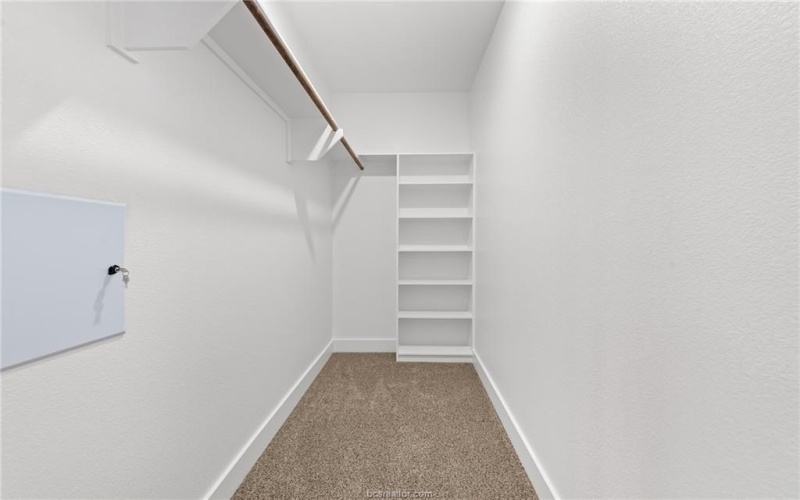 913 Fork Court, College Station, TX 77845, 4 Habitaciones Habitaciones , ,2 BañosBaños,Residential,En Venta,913 Fork Court,25006870