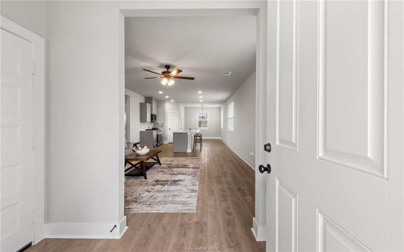 913 Fork Court, College Station, TX 77845, 4 Habitaciones Habitaciones , ,2 BañosBaños,Residential,En Venta,913 Fork Court,25006870