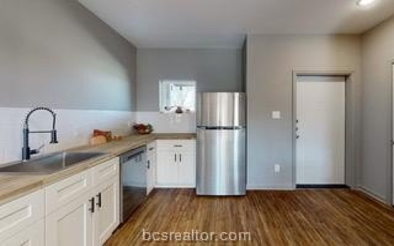 101 West 33rd #205, Bryan, TX 77803, 1 Bedroom Bedrooms, ,1 BathroomBathrooms,Residential Lease,For Rent,101 West 33rd,25006932