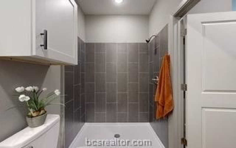101 West 33rd #205, Bryan, TX 77803, 1 Bedroom Bedrooms, ,1 BathroomBathrooms,Residential Lease,For Rent,101 West 33rd,25006932