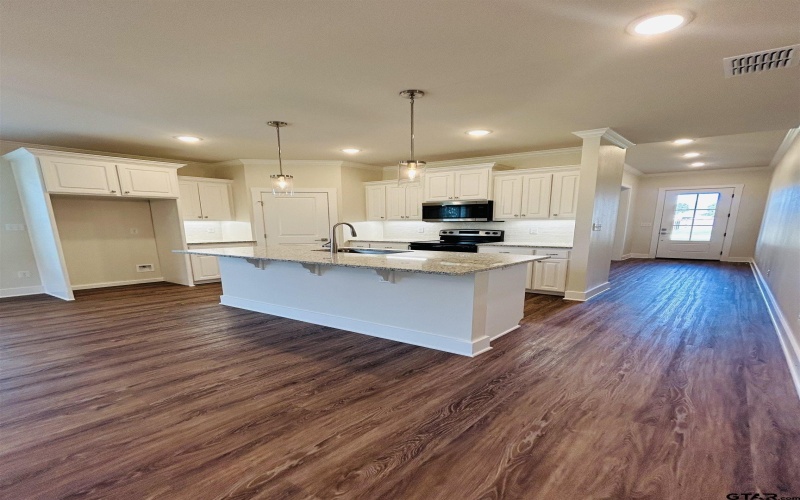 15033 High Country Acres Ln, Tyler, TX 75706, 3 Bedrooms Bedrooms, ,2 BathroomsBathrooms,Residential,For Sale,15033 High Country Acres Ln,25009038