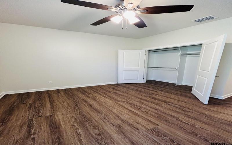 15033 High Country Acres Ln, Tyler, TX 75706, 3 Bedrooms Bedrooms, ,2 BathroomsBathrooms,Residential,For Sale,15033 High Country Acres Ln,25009038