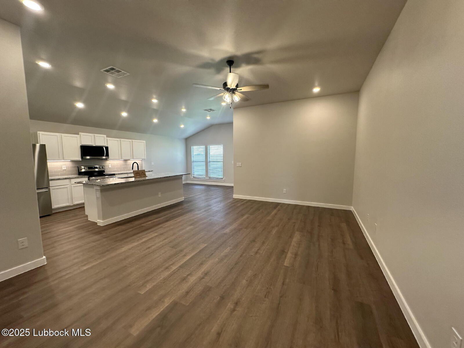 2610 Helena Avenue, Lubbock, TX 79407, 3 Bedrooms Bedrooms, ,2 BathroomsBathrooms,Residential Lease,For Rent,2610 Helena Avenue,202556286