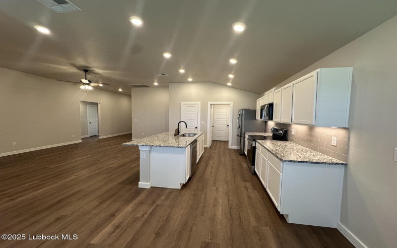 2610 Helena Avenue, Lubbock, TX 79407, 3 Bedrooms Bedrooms, ,2 BathroomsBathrooms,Residential Lease,For Rent,2610 Helena Avenue,202556286