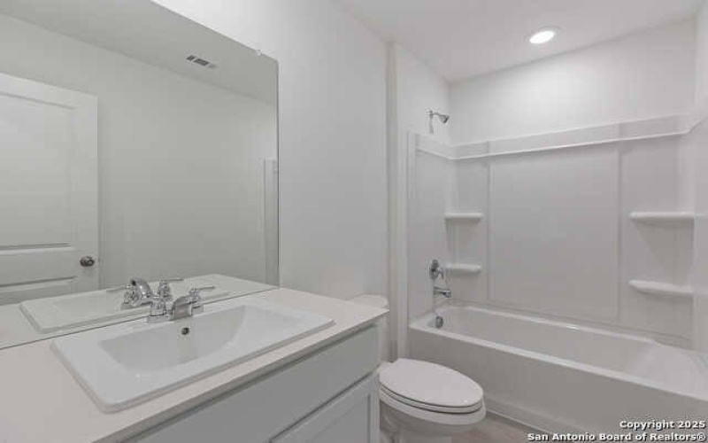 285 Tahoe Ave, New Braunfels, TX 78130, 3 Bedrooms Bedrooms, ,2 BathroomsBathrooms,Residential Lease,For Rent,285 Tahoe Ave,1875464