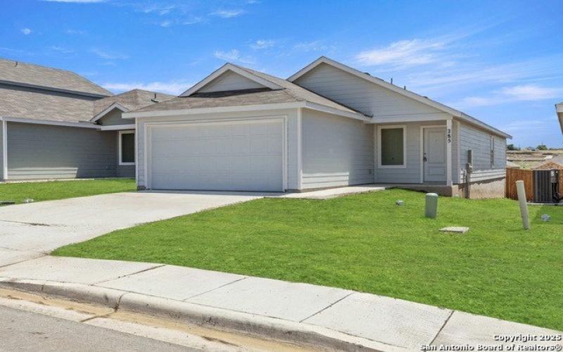 285 Tahoe Ave, New Braunfels, TX 78130, 3 Bedrooms Bedrooms, ,2 BathroomsBathrooms,Residential Lease,For Rent,285 Tahoe Ave,1875464