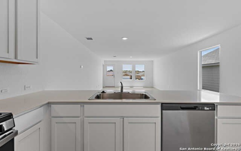 285 Tahoe Ave, New Braunfels, TX 78130, 3 Bedrooms Bedrooms, ,2 BathroomsBathrooms,Residential Lease,For Rent,285 Tahoe Ave,1875464