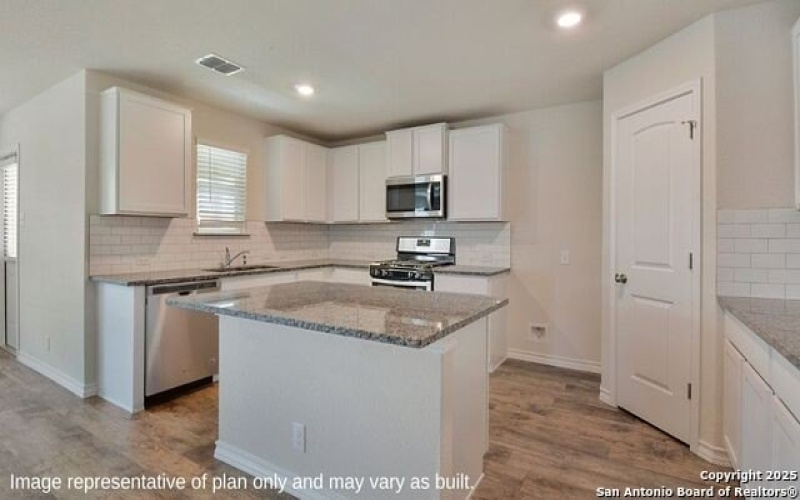 14831 Lamb River, San Antonio, TX 78245, 3 Habitaciones Habitaciones , ,2 BañosBaños,Residential,En Venta,14831 Lamb River,1875716