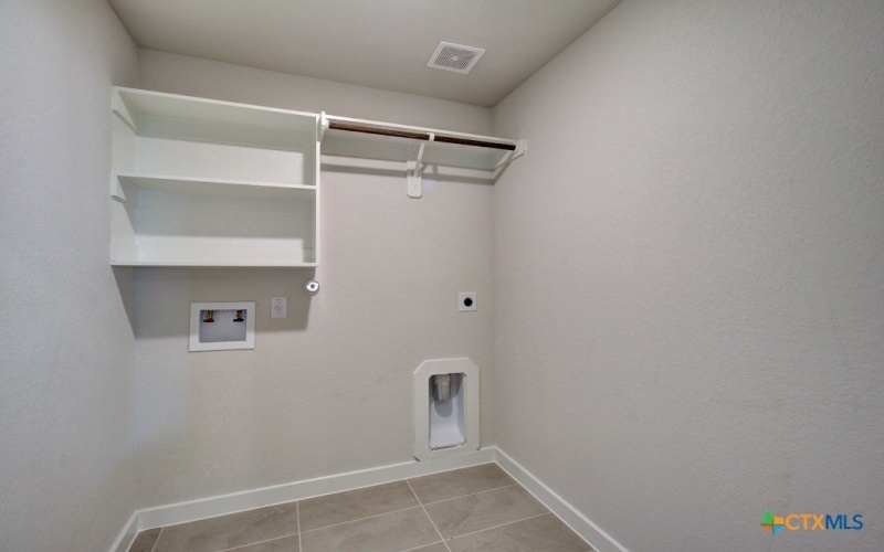 911 Cloud Sky Road, New Braunfels, TX 78130, 4 Bedrooms Bedrooms, ,2 BathroomsBathrooms,Residential,For Sale,911 Cloud Sky Road,583236