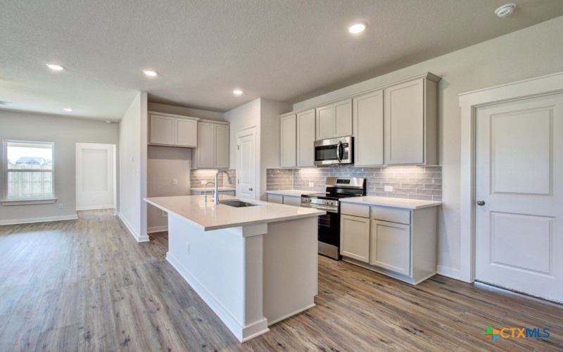 911 Cloud Sky Road, New Braunfels, TX 78130, 4 Bedrooms Bedrooms, ,2 BathroomsBathrooms,Residential,For Sale,911 Cloud Sky Road,583236