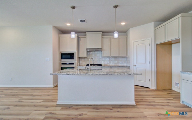 810 Saltbush Street, New Braunfels, TX 78130, 3 Bedrooms Bedrooms, ,2 BathroomsBathrooms,Residential,For Sale,810 Saltbush Street,583394