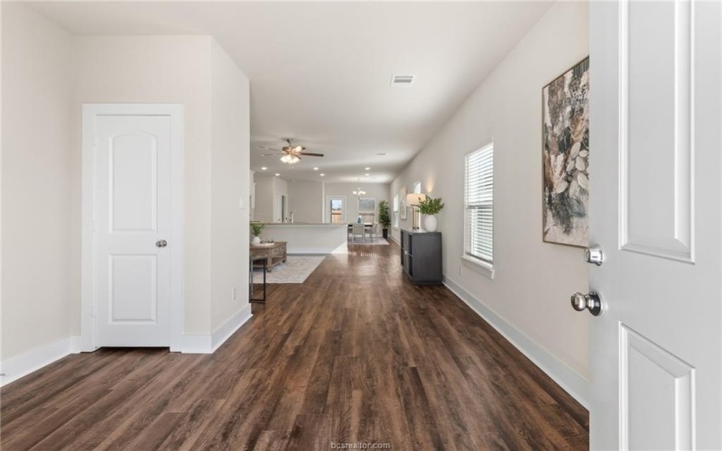 915 Fork, College Station, TX 77845, 3 Bedrooms Bedrooms, ,2 BathroomsBathrooms,Residential,For Sale,915 Fork,25006911