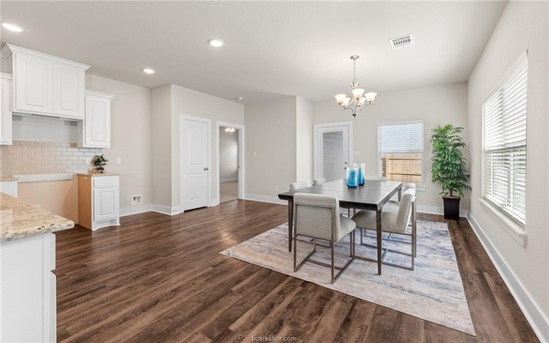915 Fork, College Station, TX 77845, 3 Bedrooms Bedrooms, ,2 BathroomsBathrooms,Residential,For Sale,915 Fork,25006911