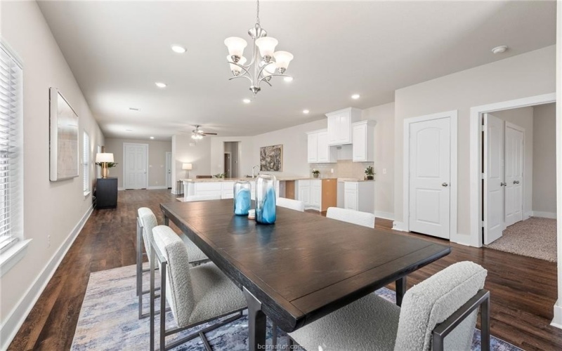 915 Fork, College Station, TX 77845, 3 Bedrooms Bedrooms, ,2 BathroomsBathrooms,Residential,For Sale,915 Fork,25006911