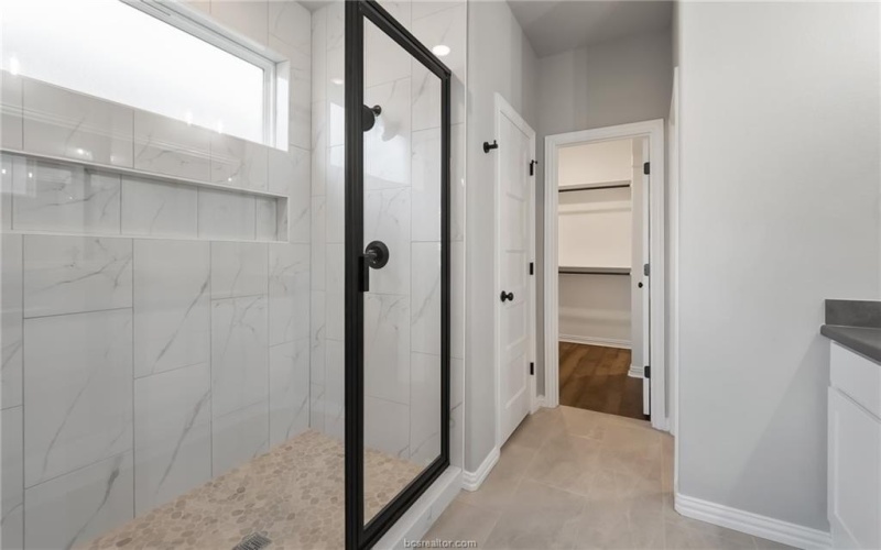 6434 Raleigh Loop, College Station, TX 77845, 4 Bedrooms Bedrooms, ,3 BathroomsBathrooms,Residential,For Sale,6434 Raleigh Loop,25006915