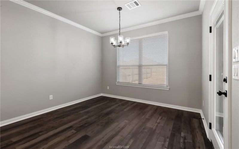 6434 Raleigh Loop, College Station, TX 77845, 4 Bedrooms Bedrooms, ,3 BathroomsBathrooms,Residential,For Sale,6434 Raleigh Loop,25006915